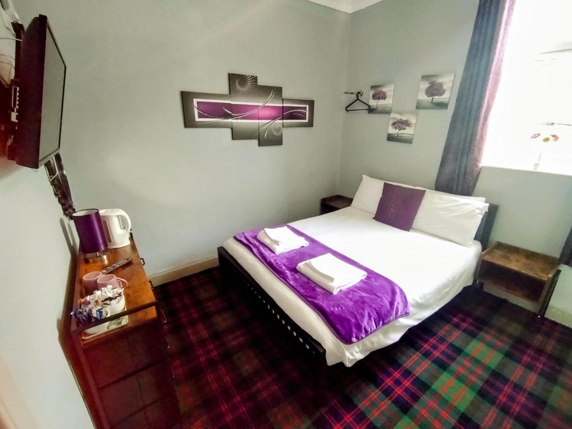 Oyo Gin House Greenock