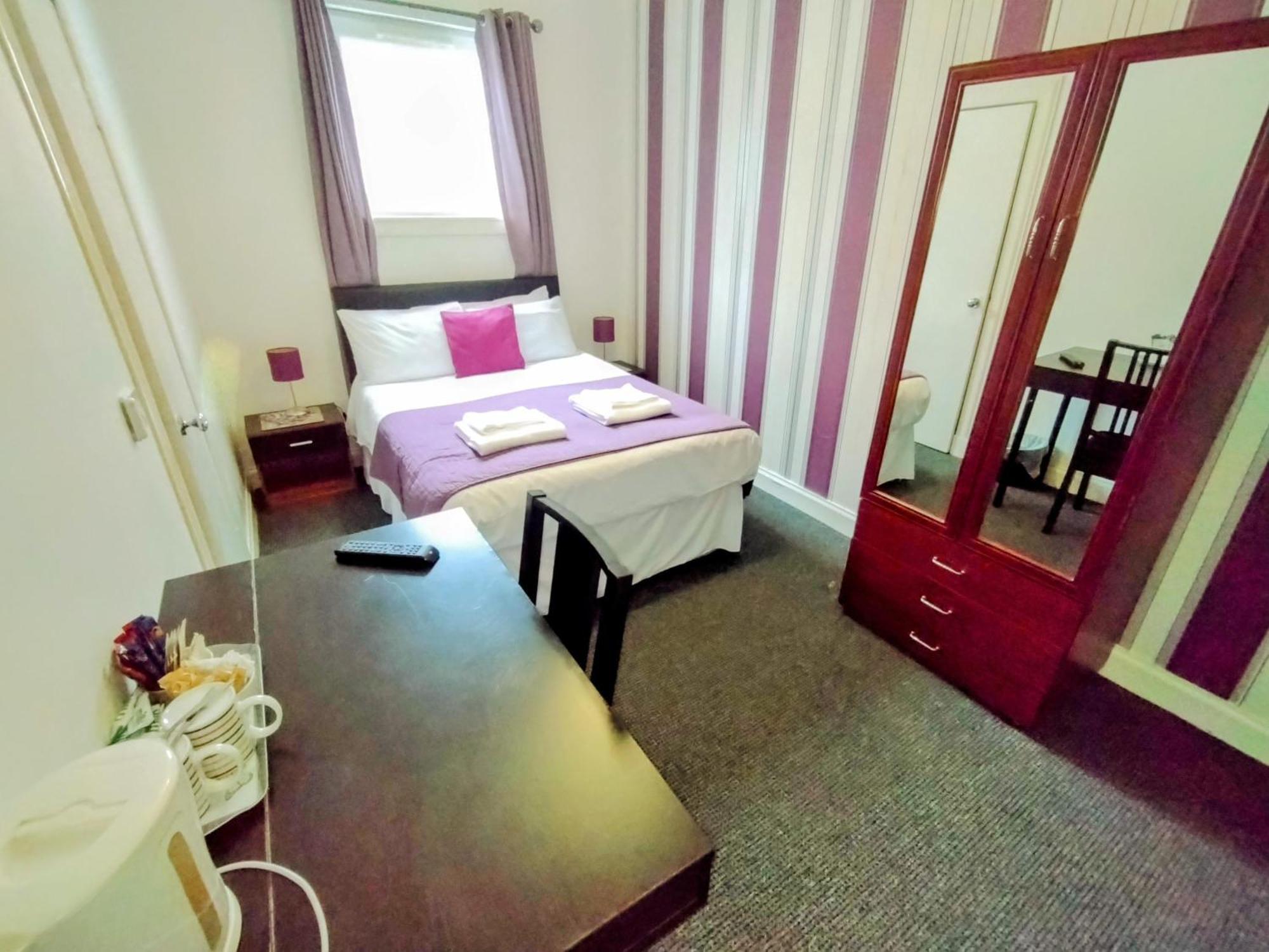 Hotel Oyo Gin House