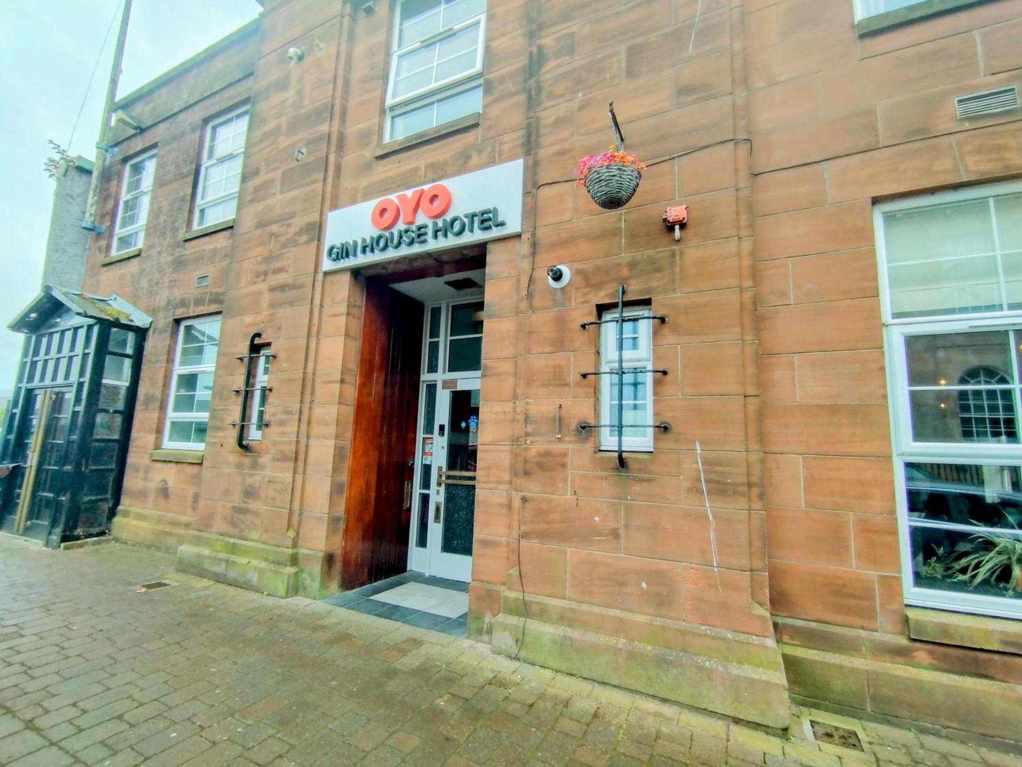 Oyo Gin House