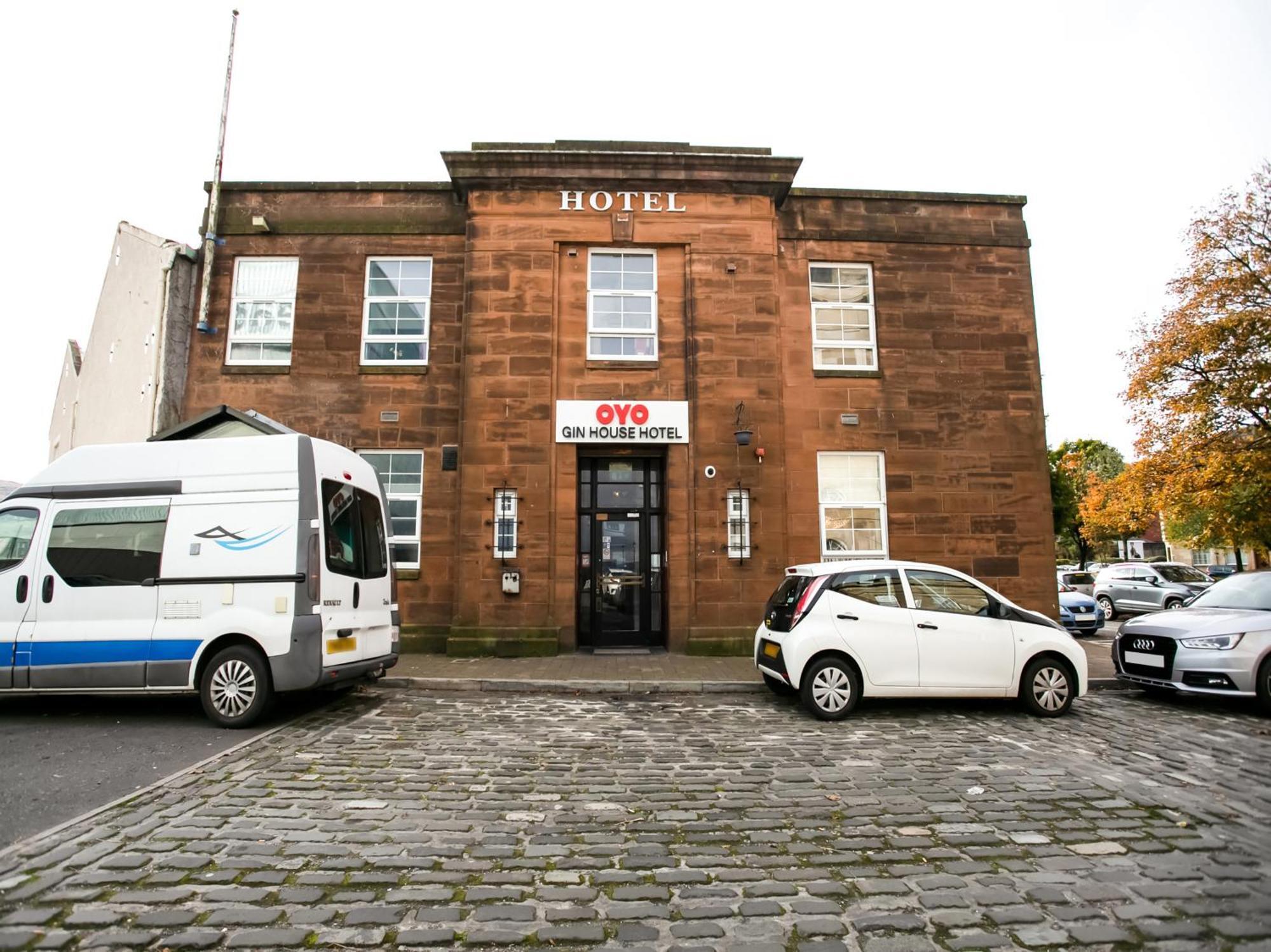 Oyo Gin House 3* Greenock